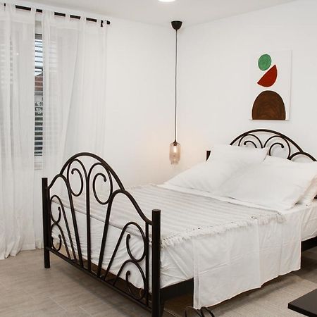 Vinea Suites Trogir Exterior foto